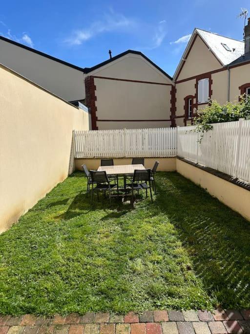 « Maison Sauge » Et Son Jardin ドーヴィル エクステリア 写真